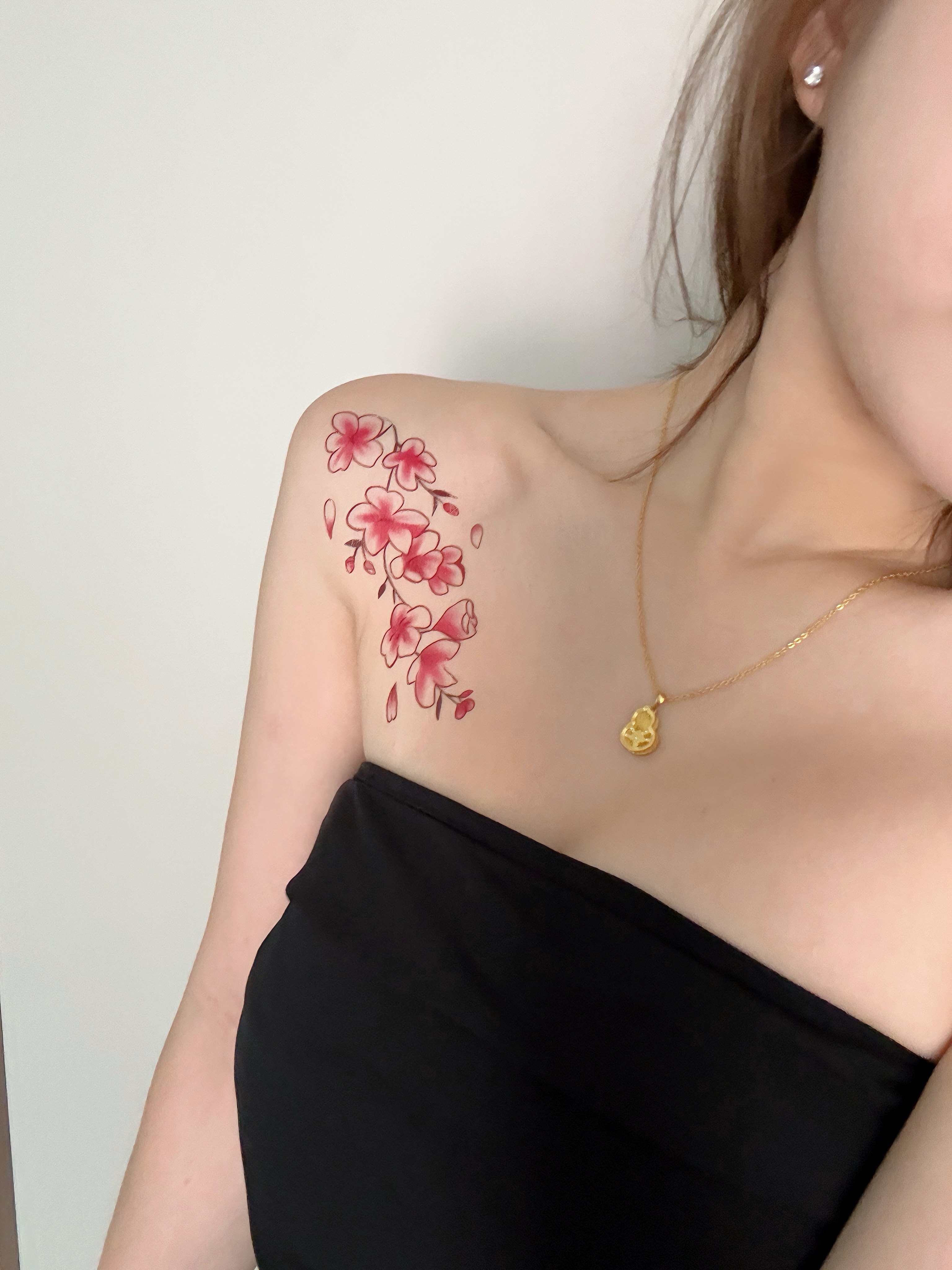 高级感ins风性感锁骨手臂梅花樱花仿真手腕彩色纹身贴女防水持久