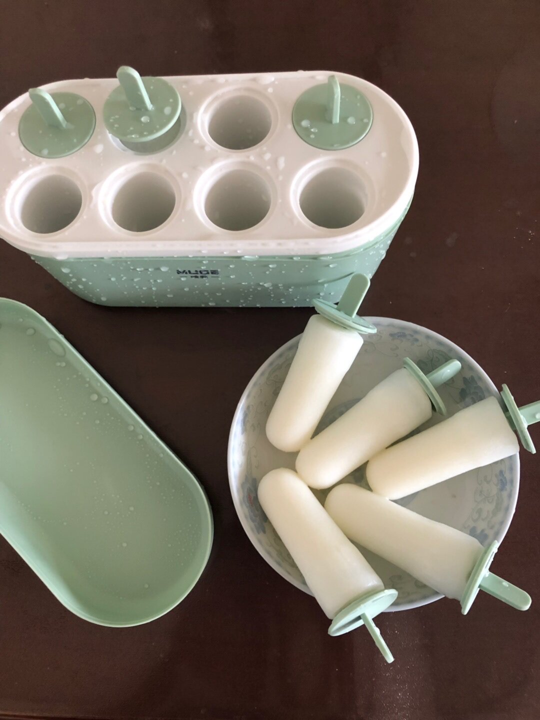 自制雪糕模具家用级硅胶做冰棒冰棍家用儿童冰淇淋冰糕磨具冻冰块