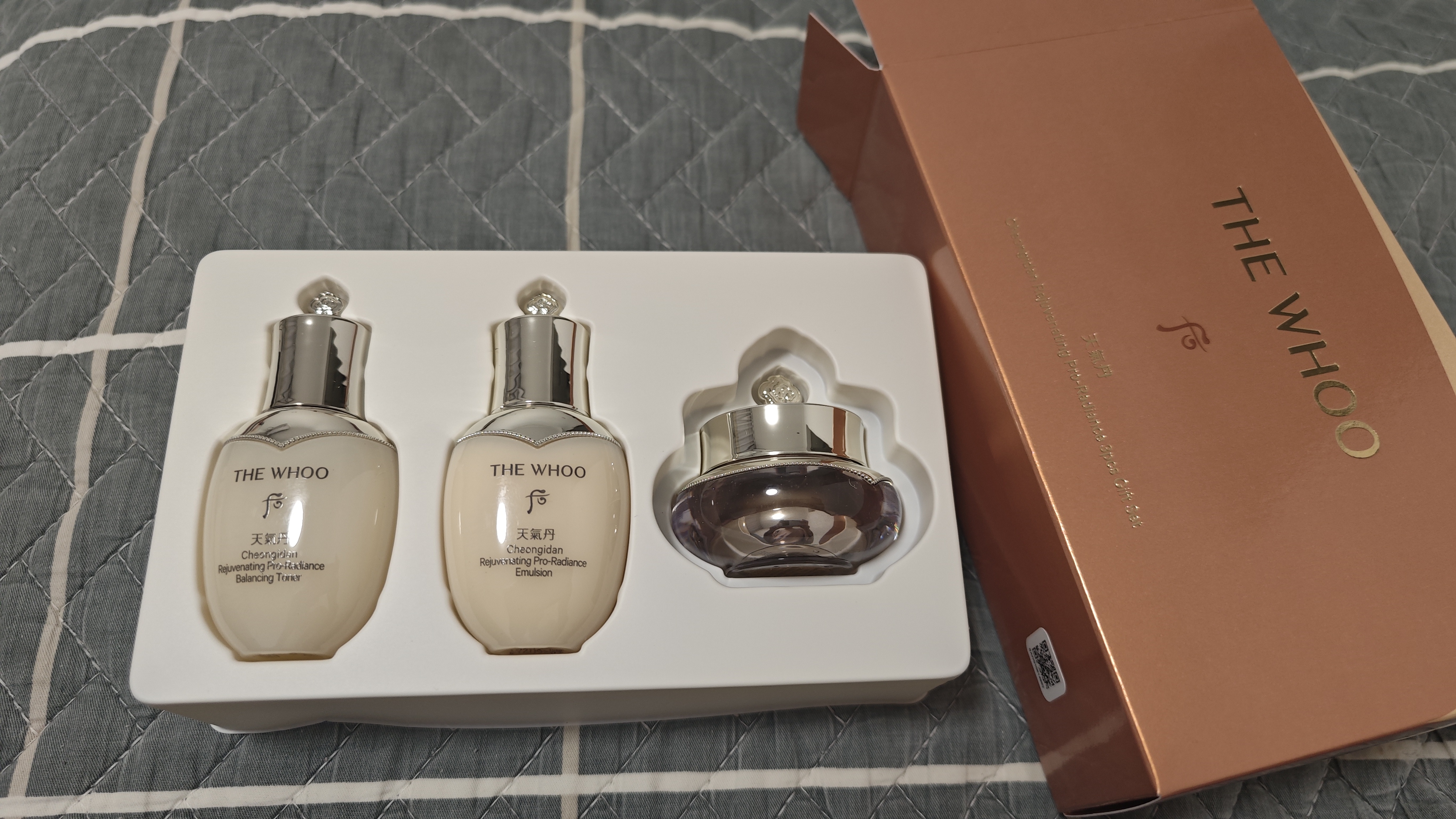 1个月前 · 天气丹花献光彩紧颜3件套60ml