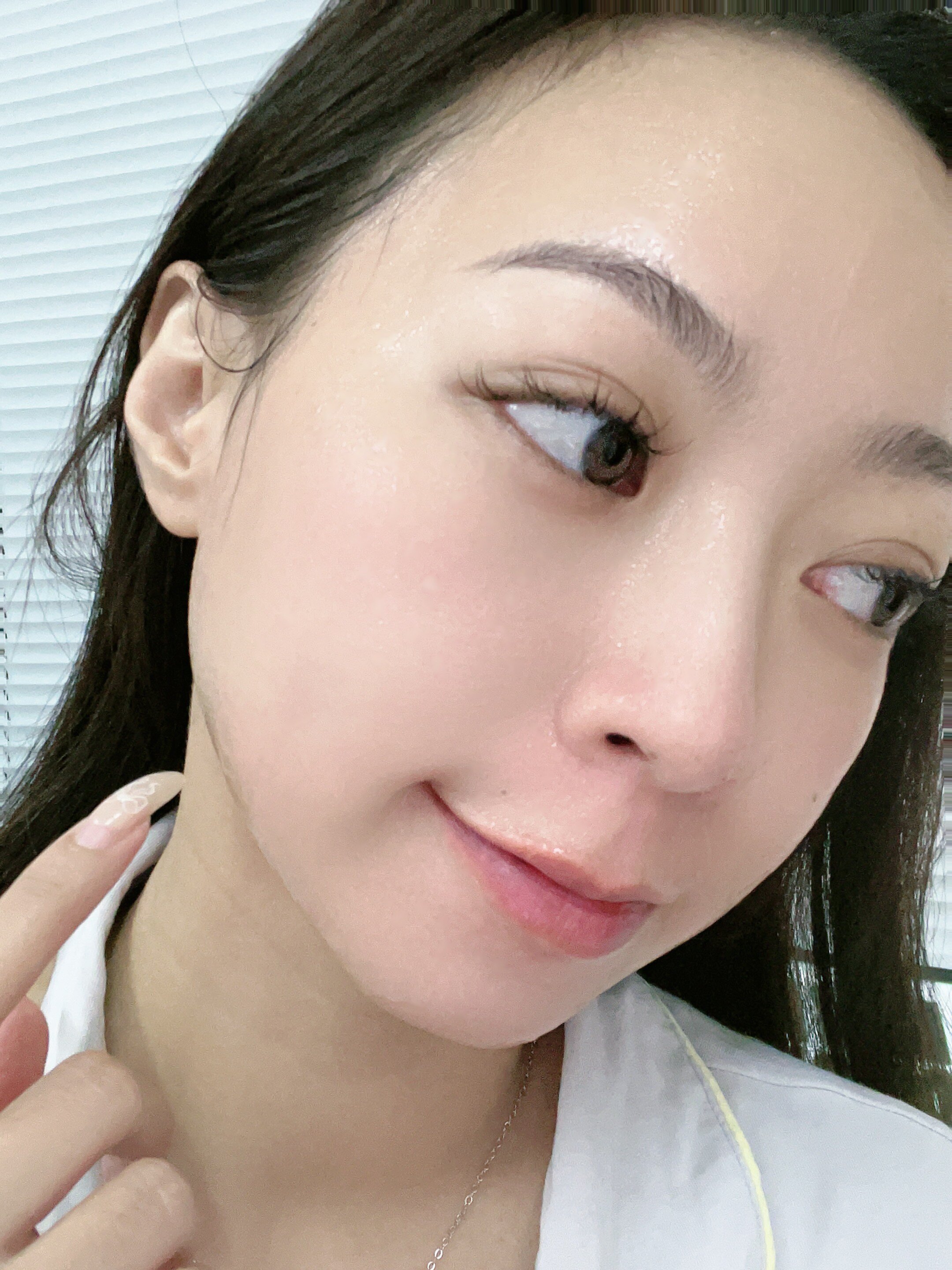真的很推荐30 的姐妹都来用这个面膜,不仅补水保湿,还能淡纹抗皱紧致