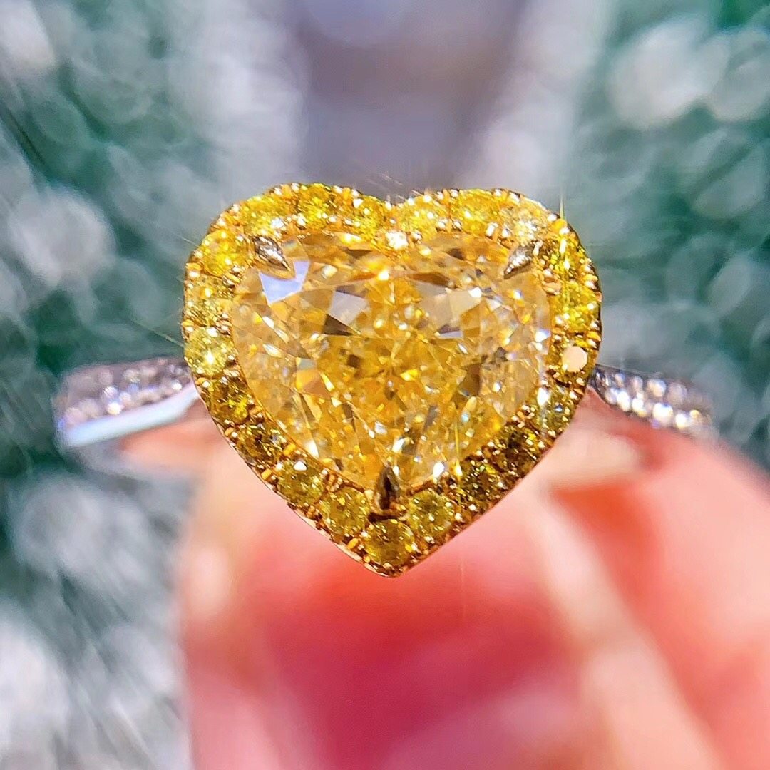 1.54克拉 fy中彩黄色vs1净度无荧光心形黄钻钻石gia证书18k 钻戒