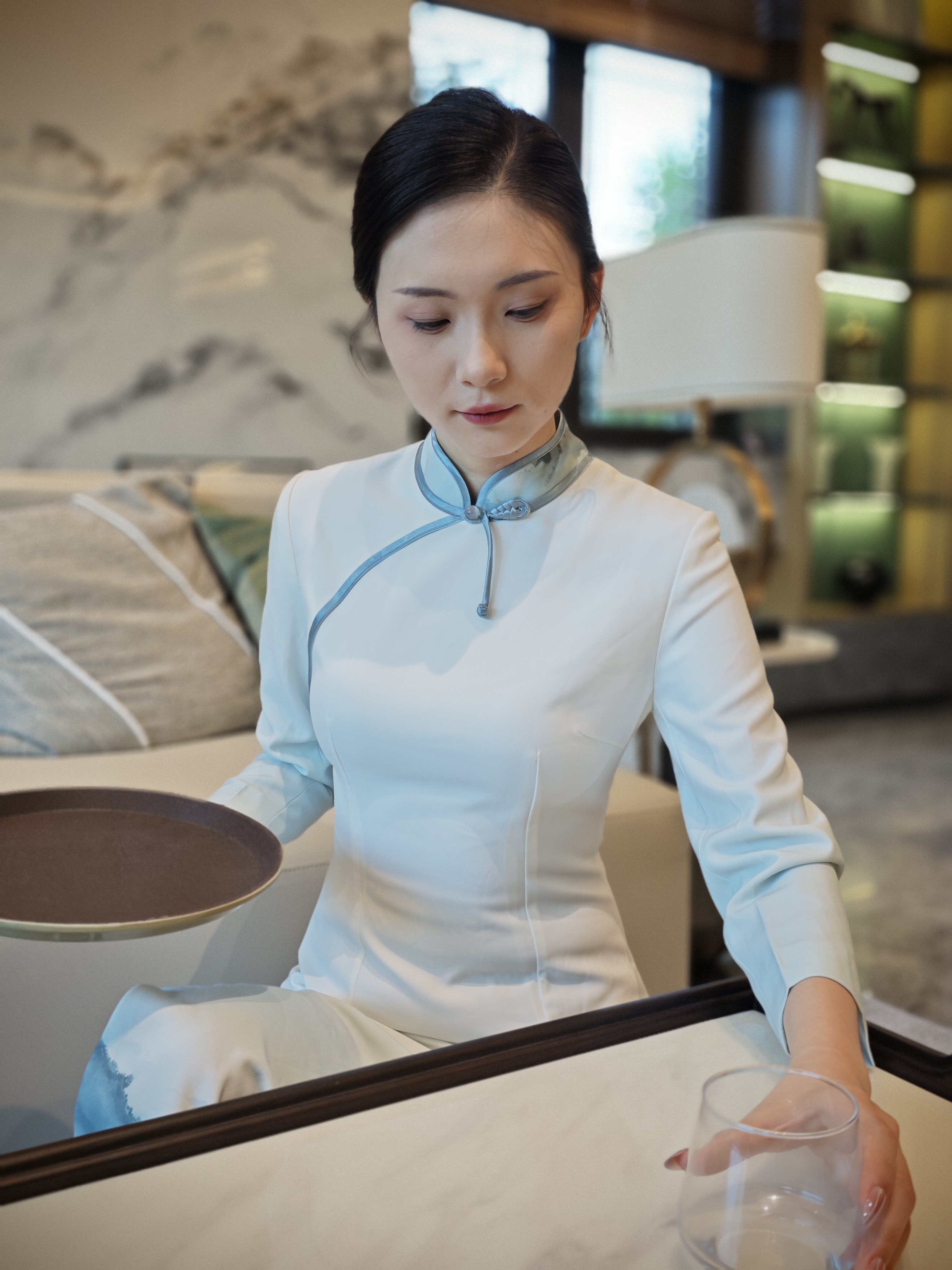 高档酒店售楼部旗袍裙案场客服物业餐厅宴会迎宾工作服秋冬女长袖