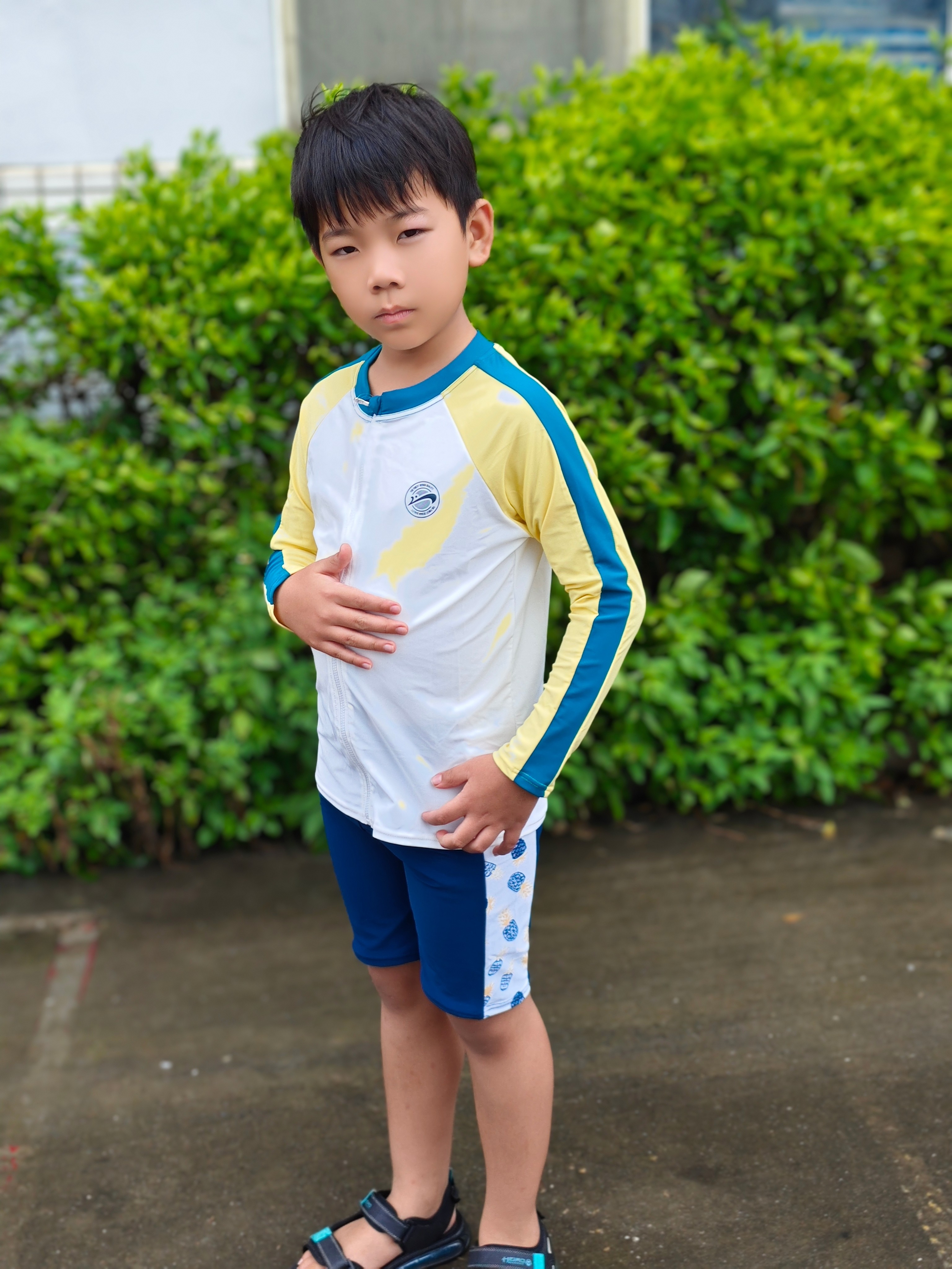 贵人鸟儿童泳衣男童游泳衣2024新款初中生青少年长袖分体泳裤泳装