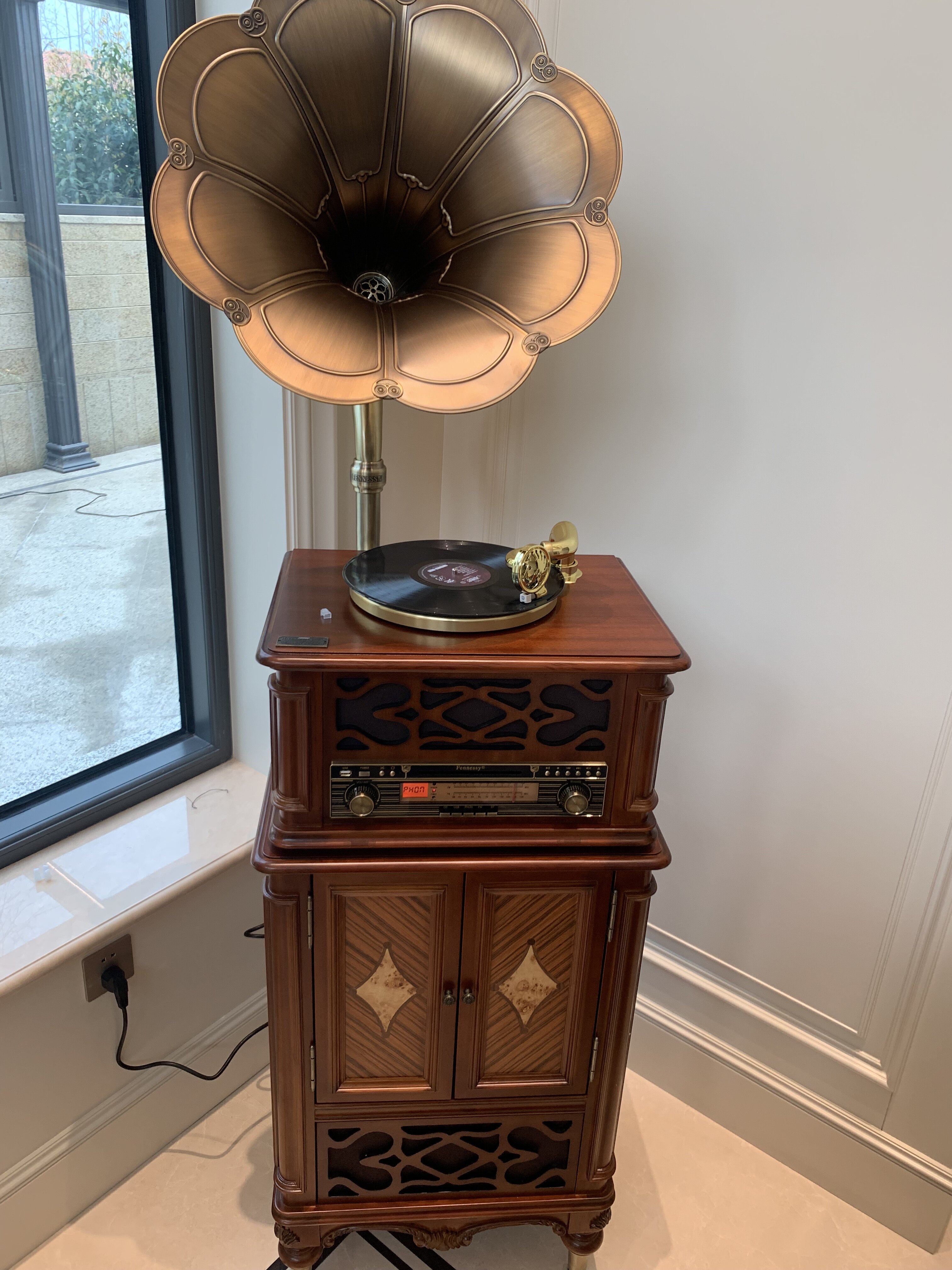 梵尼诗留声机复古黑胶唱片机62s美式柜式双开门lp无损音乐电唱机