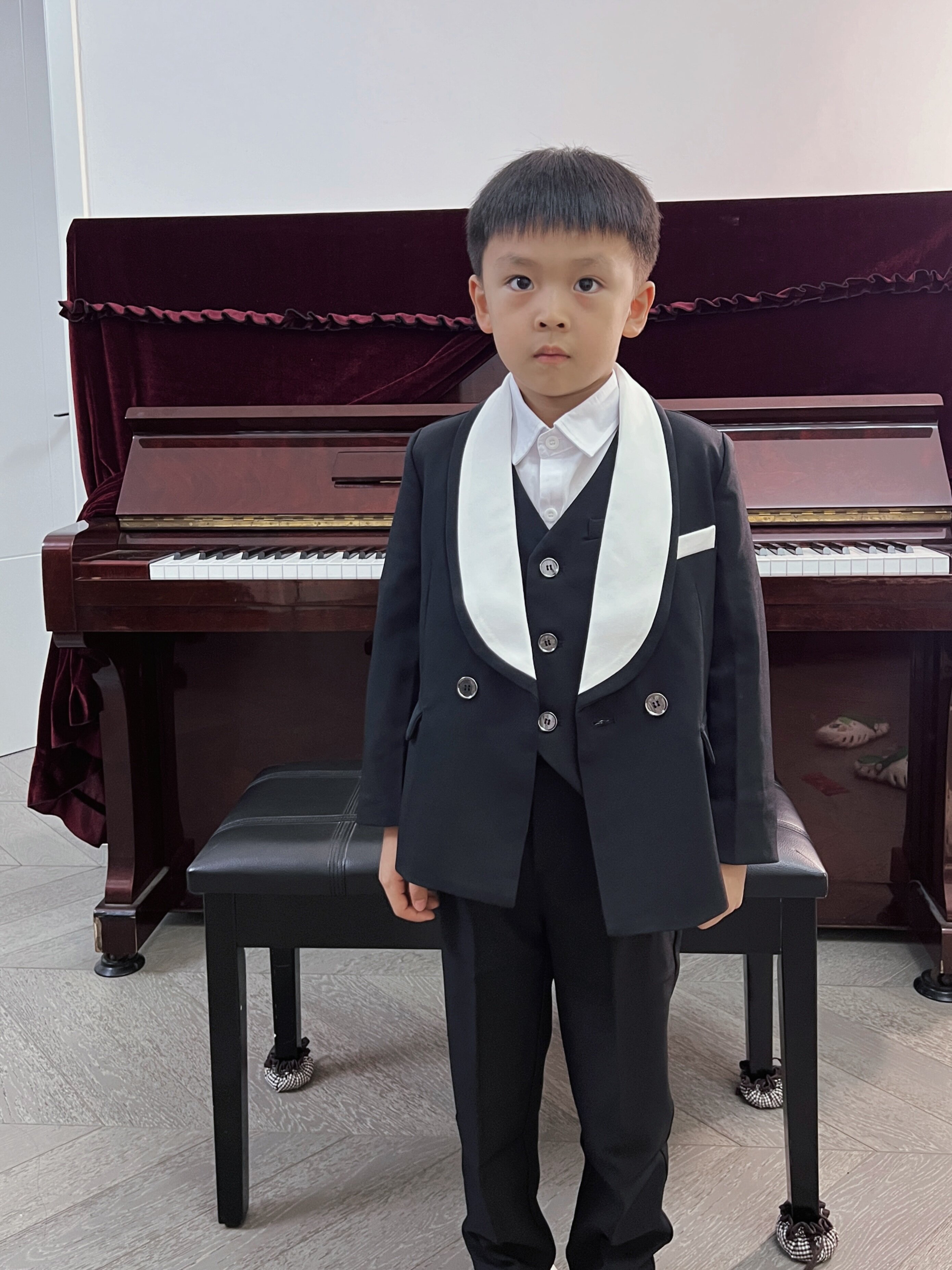 罗蒙儿童西服男童花童套装钢琴演出服男孩西装小主持人英伦风礼服