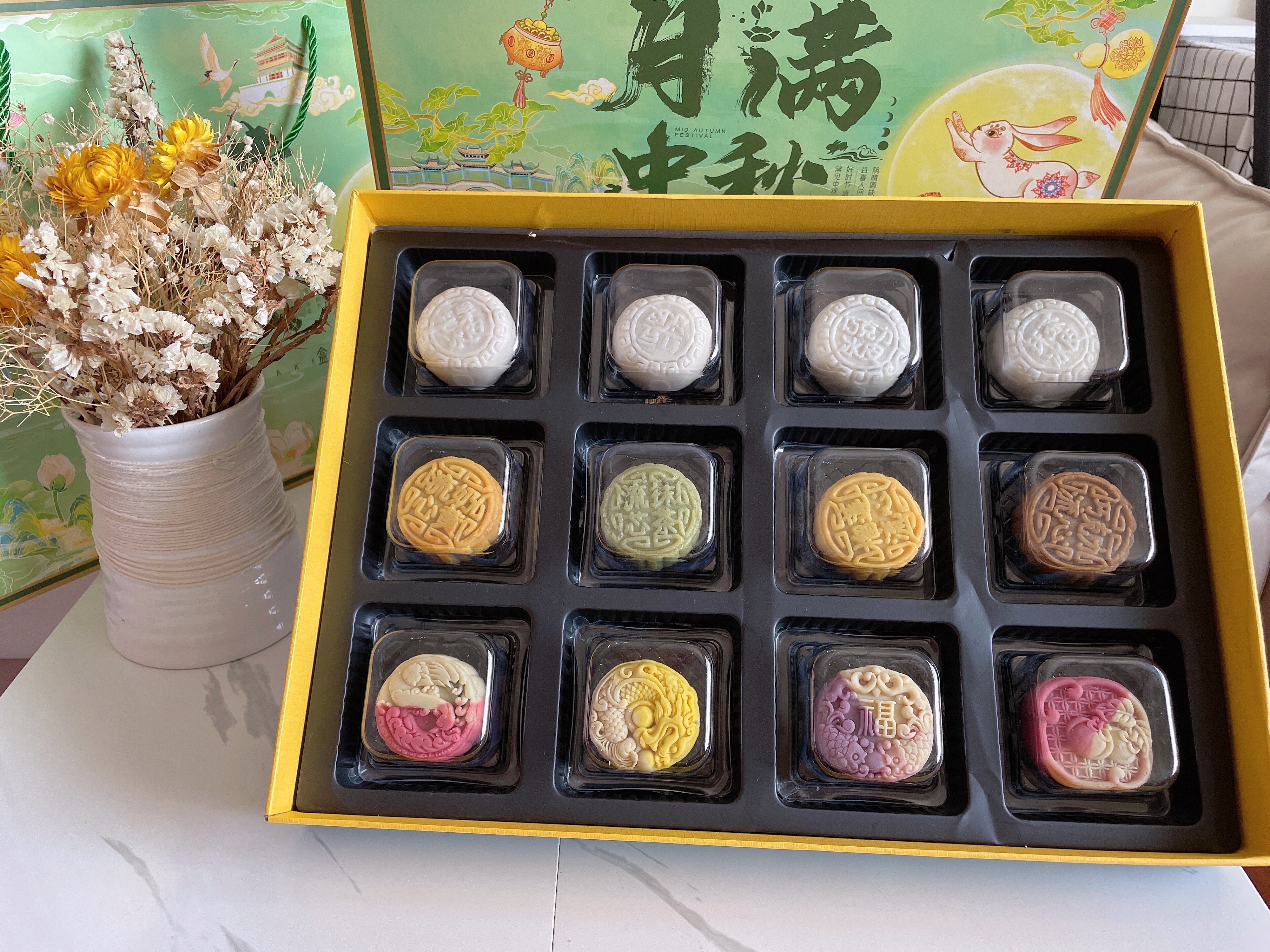 高端烫金硬盒12饼中秋月饼礼盒使用心得