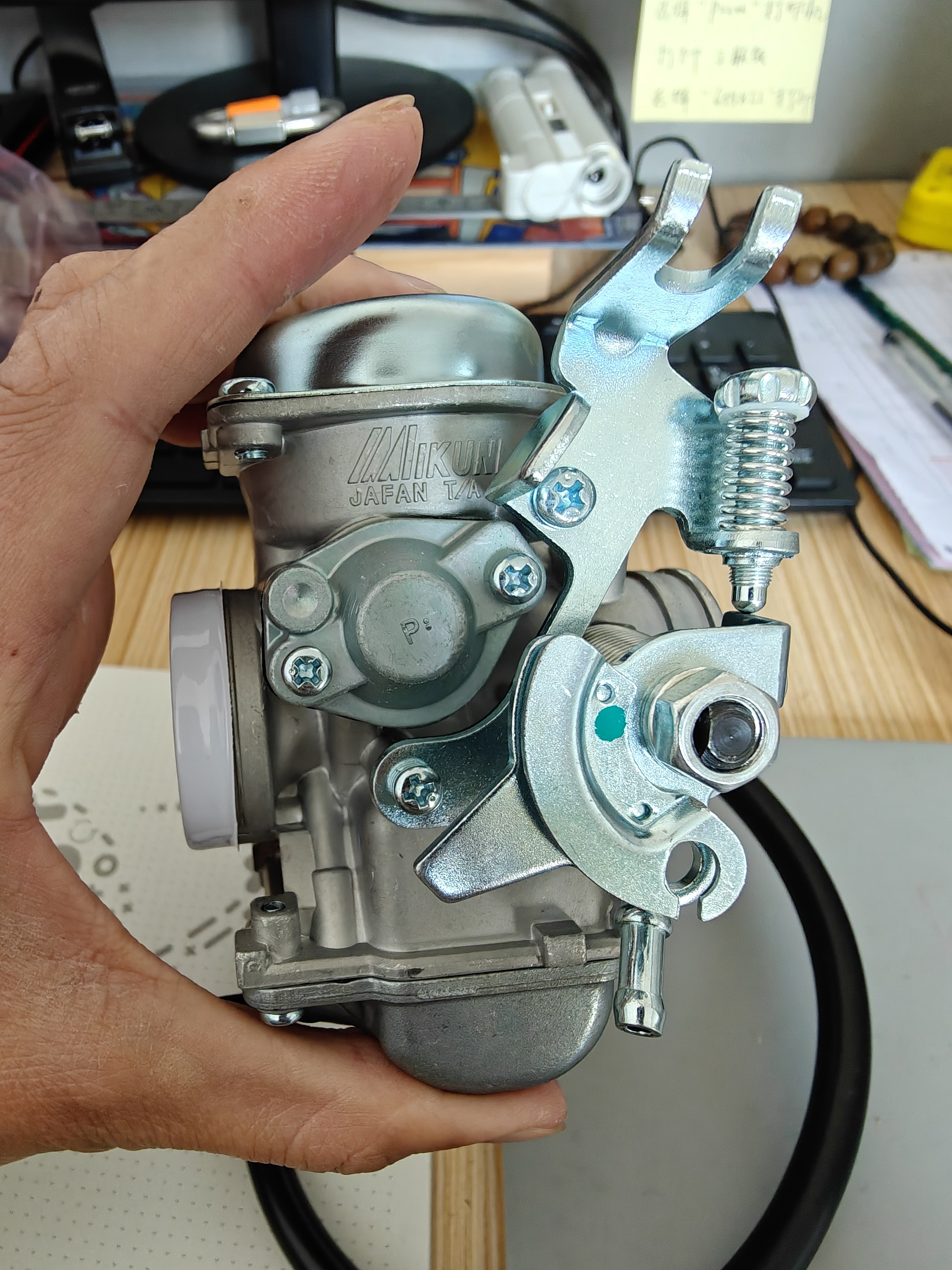 适用豪爵铃木钻豹hj125k