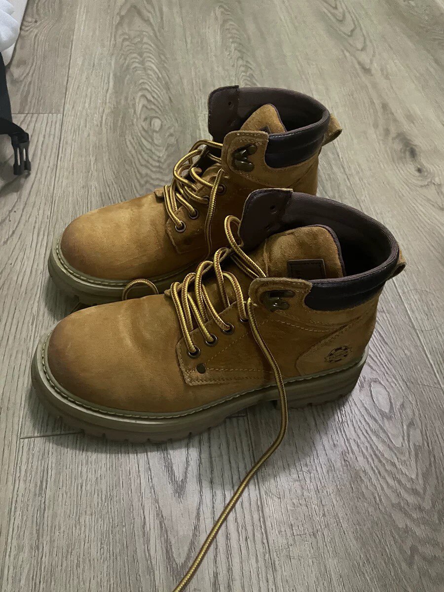 踢不烂男士大黄靴2024秋季爆款大黄蜂工装靴高帮厚底登山马丁靴潮