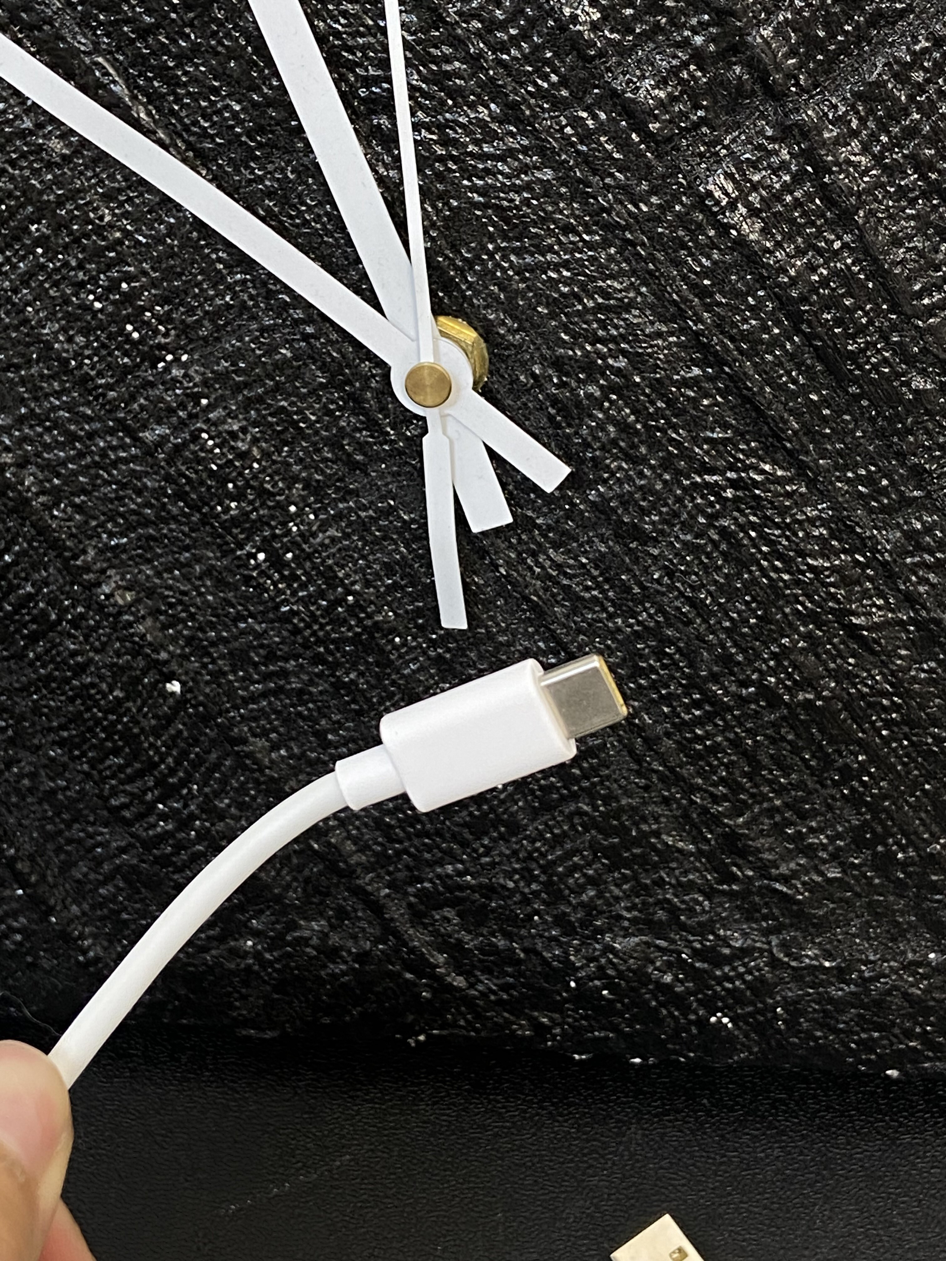 适用苹果15苹果airpods一代二代无线蓝牙耳机充电线airpodspro加长