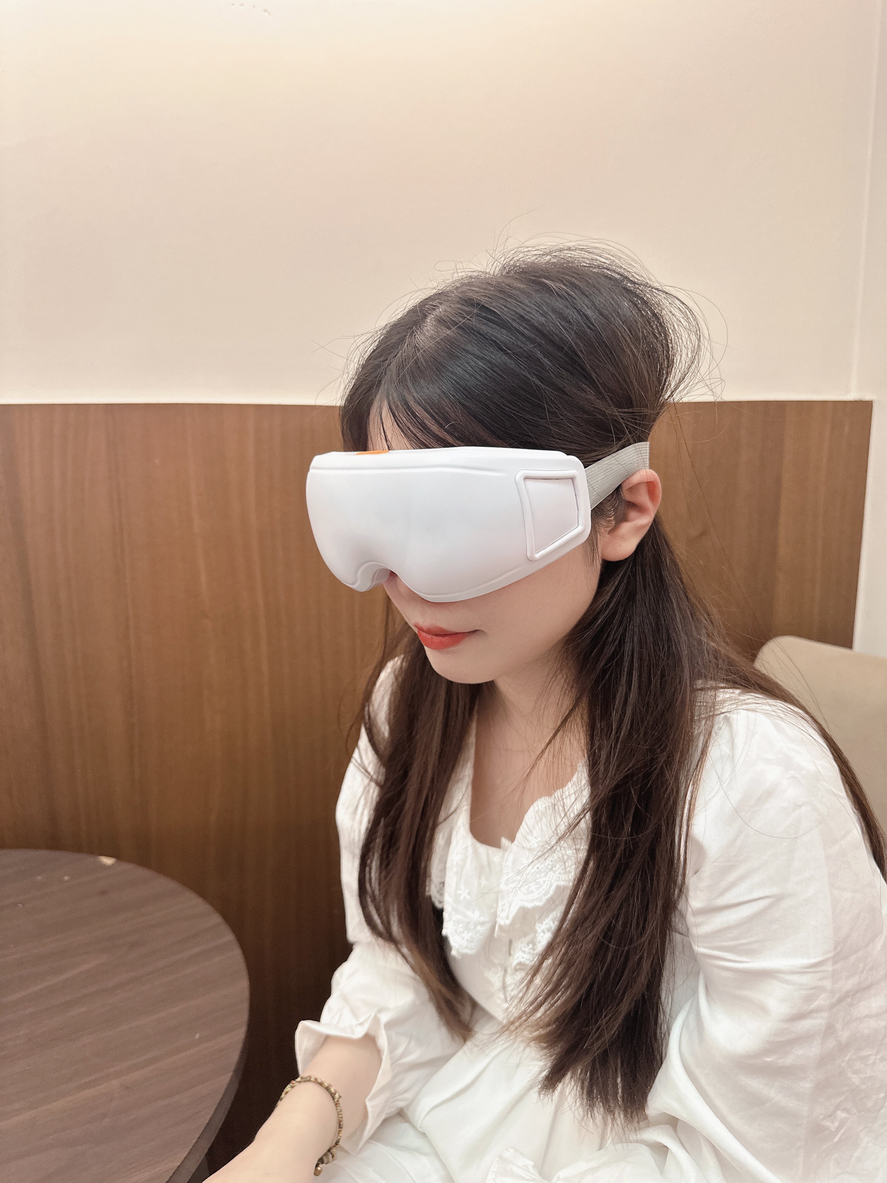 眼部按摩仪缓解眼睛疲劳干涩润眼仪雾化蒸汽眼罩热敷护眼仪按摩器