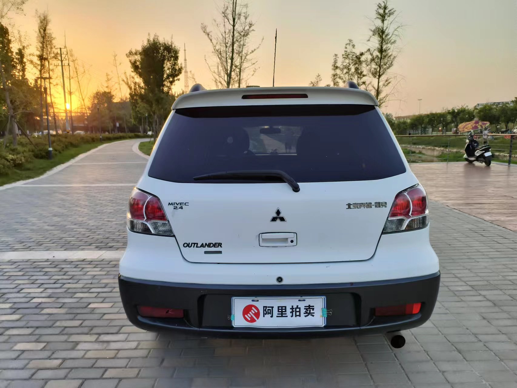 北京奔驰-戴克 欧蓝德天窗 4驱awd小型越野 精品车可过户 - 资产处置