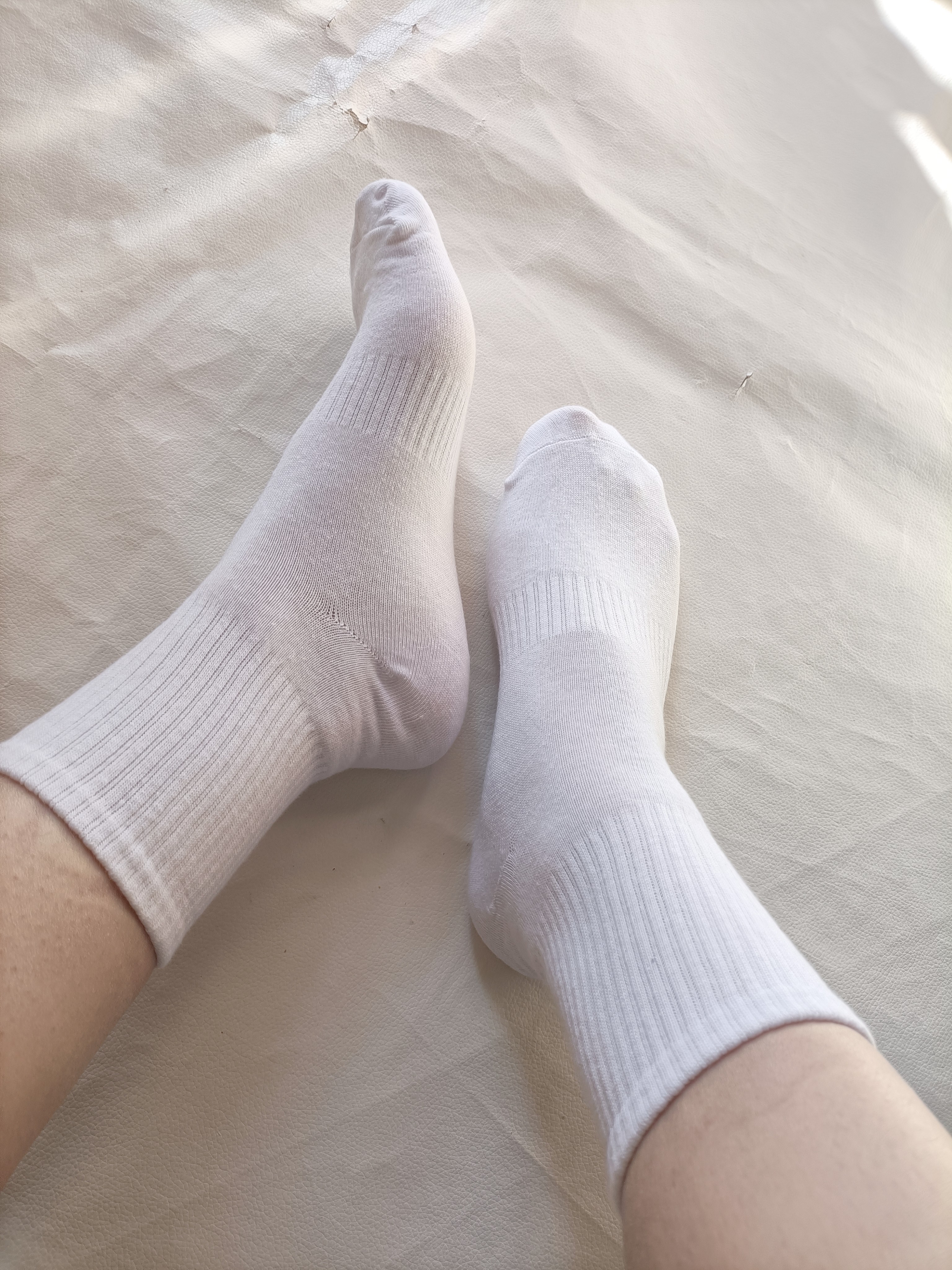 雅鹿黑白色袜子男士中筒棉袜防臭吸汗春秋冬季男款运动长筒袜yl