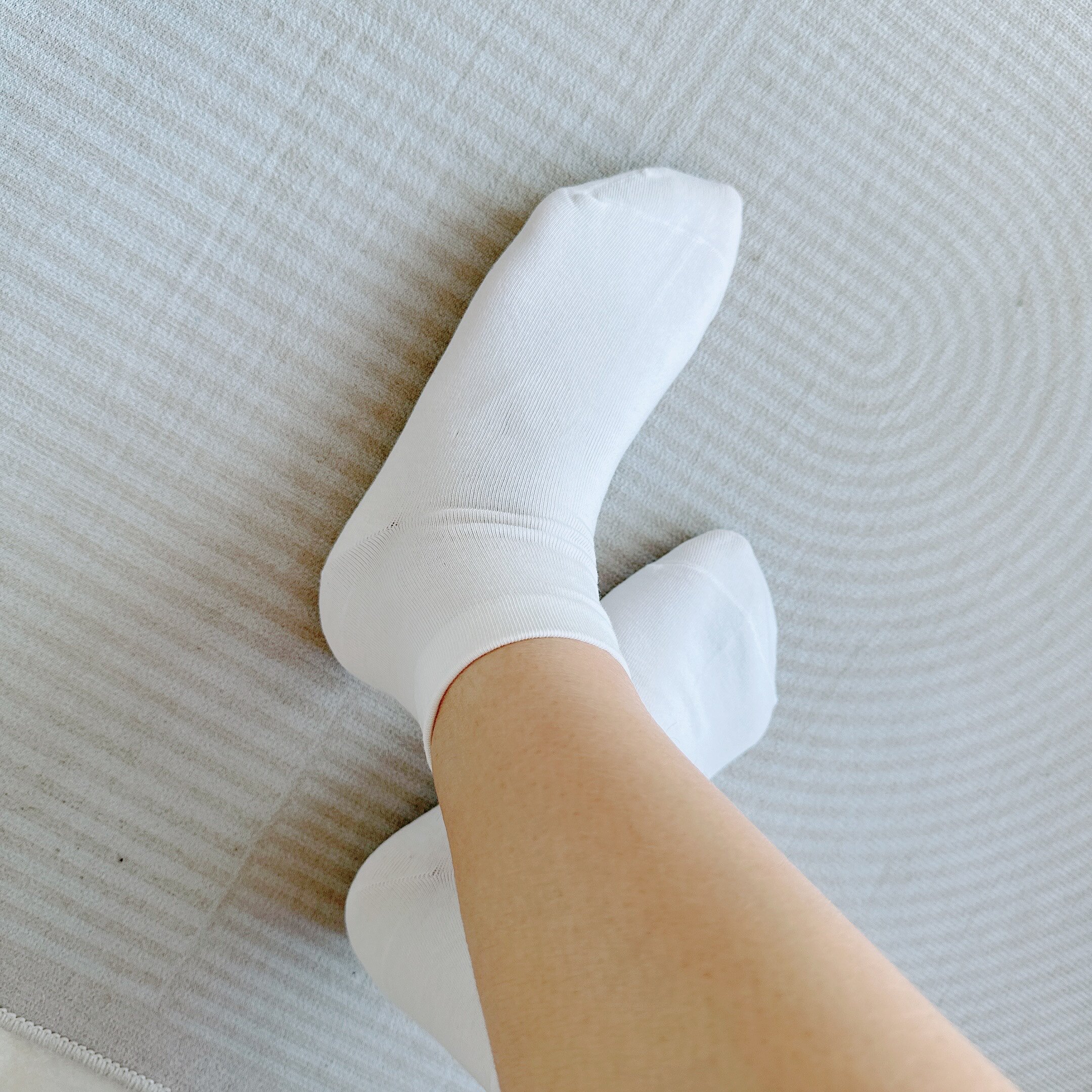 白色袜子女纯棉夏季薄款中筒袜无骨透气月子袜抗起球百搭夏天短筒