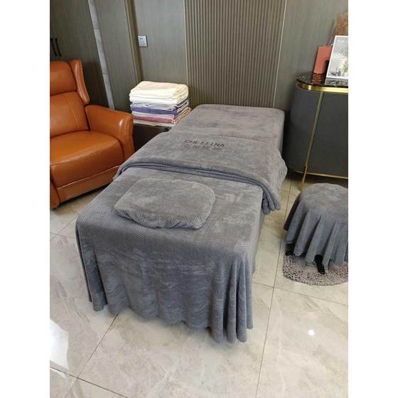 New beauty salon bedspread four-piece set high-end light luxury gray massage hair washing head treatment bed sheets bed cover with holes in summer
New beauty salon bedspread four-piece set high-end light luxury gray massage hair washing head treatment bed sheets bed cover with holes in summer