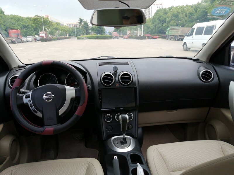 2009年上牌尼桑逍客高配