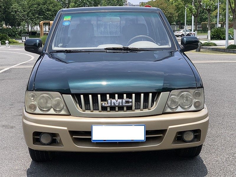 2010年上牌江铃宝典2.8t柴油