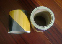 331193 guardrail yellow-black tape Goblast tape reflective tape tape 150MM *10m Di Wang produced p