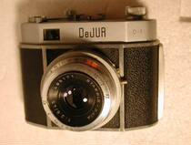 The DeJUR D-1 side-axis West Germany made with the changeable lens