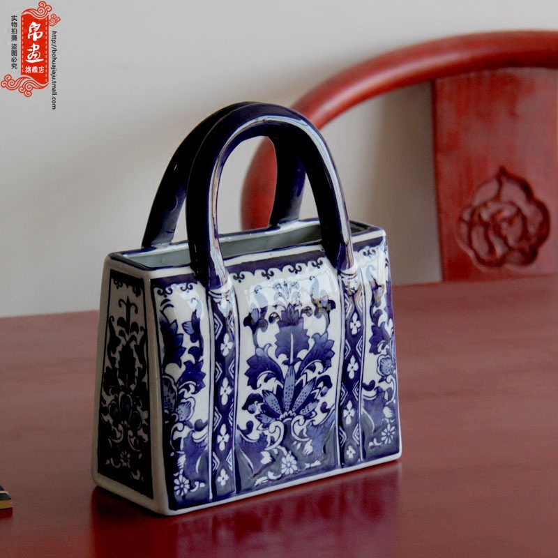 Porch is the key to the receive furnishing articles of jingdezhen ceramic housing, desktop sitting room adornment blue and white porcelain vase flower arrangement