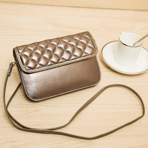 斜挎包女单肩羊皮小包