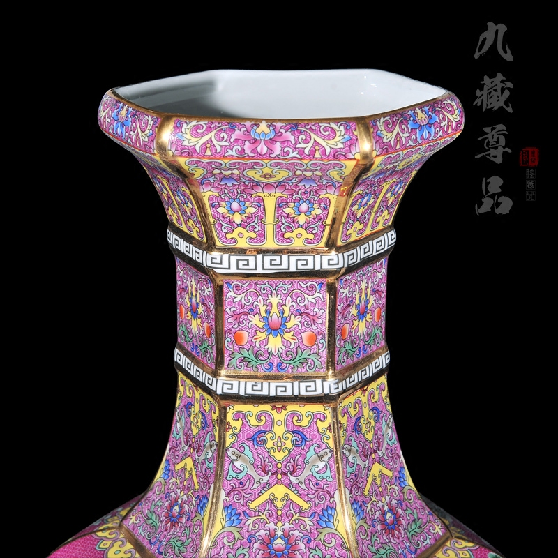 Archaize the qing qianlong jingdezhen ceramics powder enamel vase furnishing articles of Chinese style classical ancient frame collection