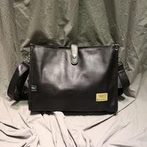 New mens and womens messenger bag trend simple shoulder bag casual business shoulder bag leather texture Japanese trendy bag