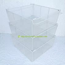 The metal basket at the bottom of the freezer is placed on the metal basket at the bottom of the freezer. The basket can be customized