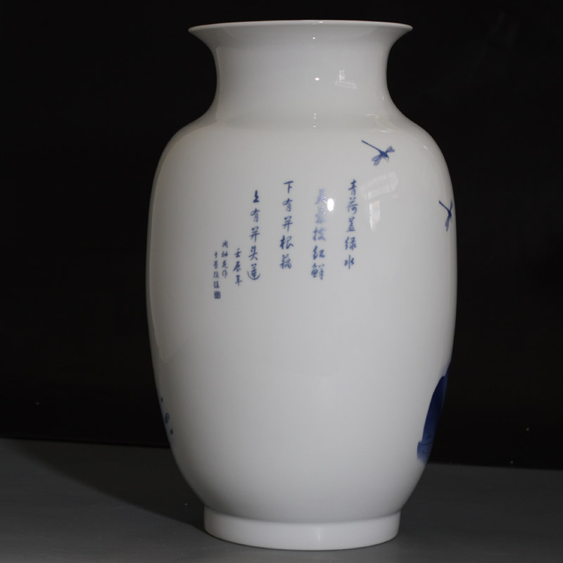 Jingdezhen blue and white porcelain vase elegant refreshing lotus lotus leaf decorative porcelain vases classic vase