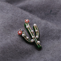 Light luxury sweet fragrance pearl corsage accessories Cute exquisite cactus pin Japanese and Korean fashion wild brooch