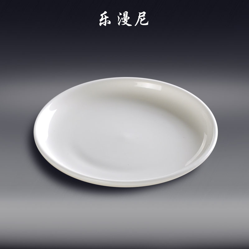 �����᷹�����ݴ����մɾƵ�;߽��ϵ�4Ӣ��