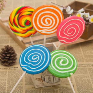 棒棒糖 80克圆形彩虹色波板糖休闲零食糖果 金稻谷棒棒糖