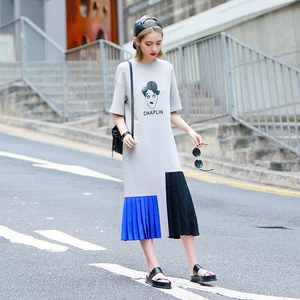 个性印花宽松拼色短袖连衣裙