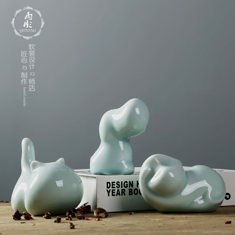 The rabbit small ceramic zodiac furnishing articles full ins creative decoration, lovely office desktop classical Chinese wind