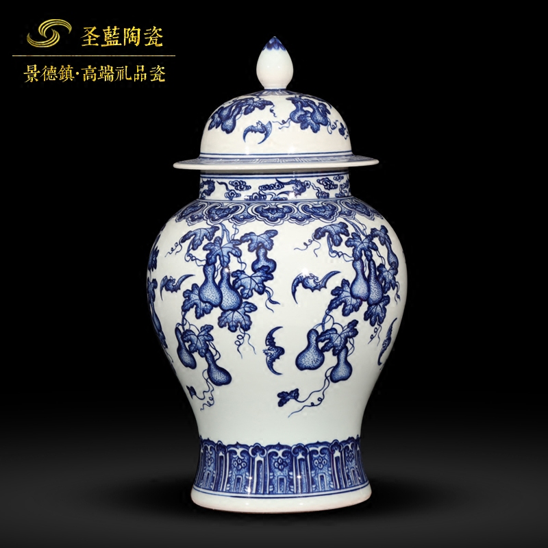 General jingdezhen blue and white porcelain jar with a lid hand - made antique Chinese style household ceramics handicraft furnishing articles sitting room