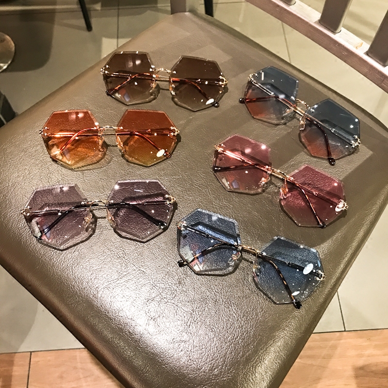 ins new pentagonal edge-shaped sunglasses borderless thick film sunglasses Ocean school gradient brown pink glasses tide woman