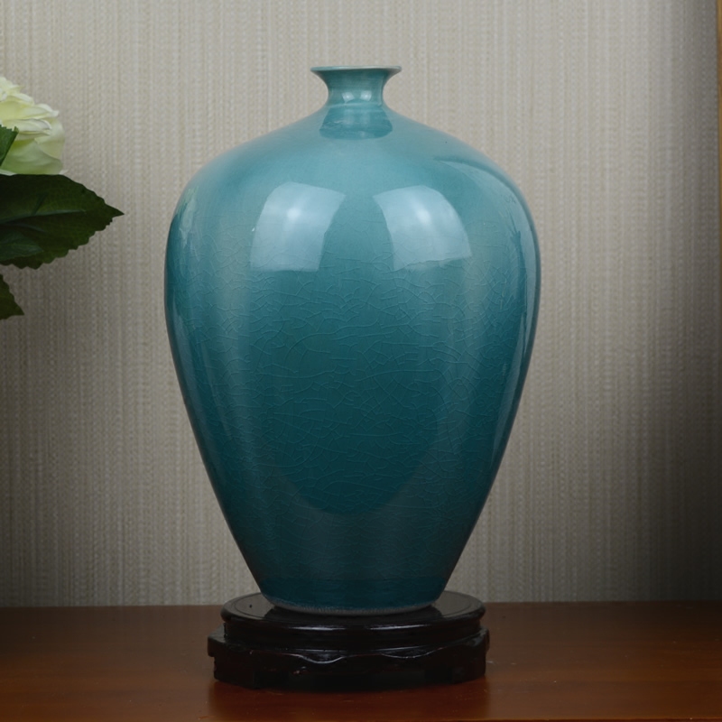 Jingdezhen ceramic vase blue creative ice crack European example room sitting room flower arranging household soft adornment is placed