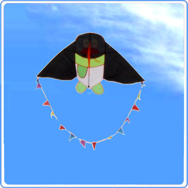 潍坊风筝-意诚牌-小qq企鹅风筝01025