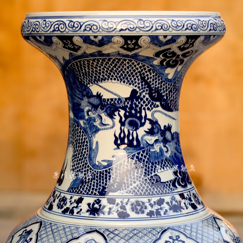 Hand draw the blue and white porcelain of jingdezhen ceramics Jin Zhonglong landing big sitting room big porcelain vase hotel furnishing articles