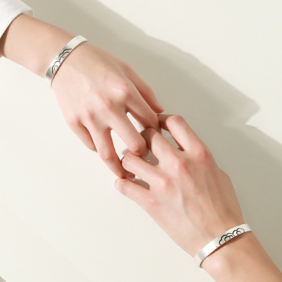 宝恋情侣足银手镯一对999银镯子女男士韩版潮网红简约银饰手饰品
