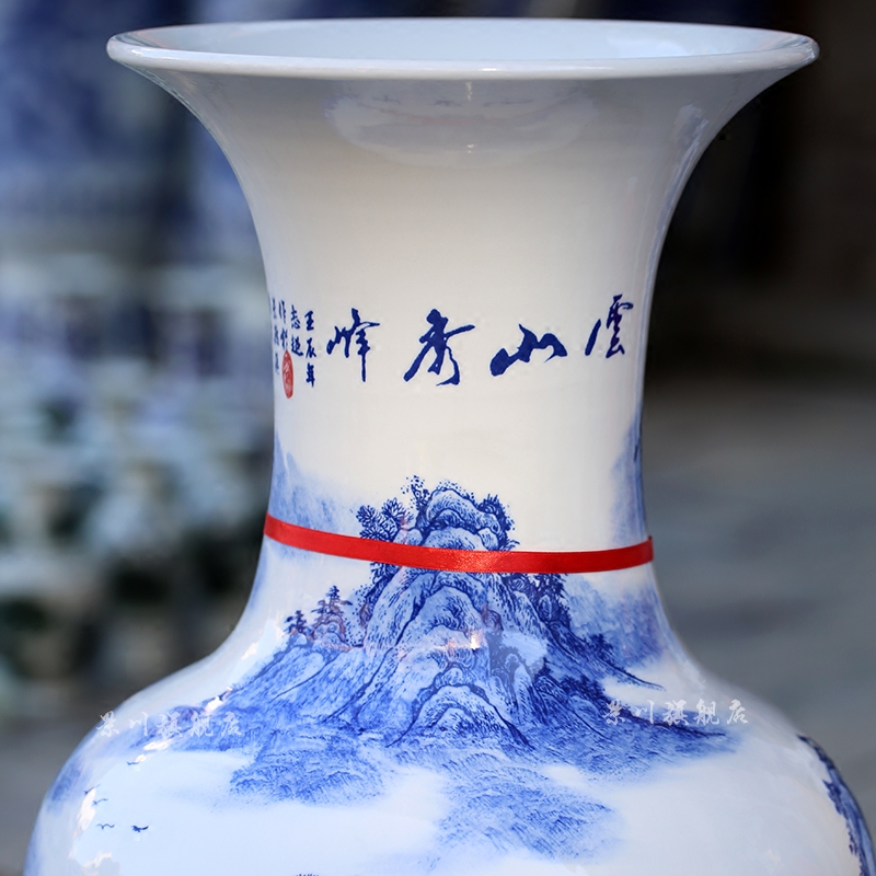 Blue and white porcelain of jingdezhen ceramics yunshan xiufeng landing big sitting room adornment vase hotel furnishing articles