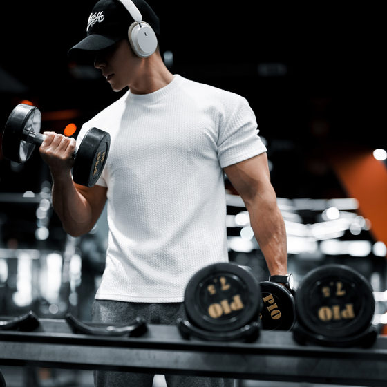 New spring and summer style men's sports and casual running exercise fitness quick-drying elastic solid color light plate short-sleeved T-shirt
New spring and summer style men's sports and casual running exercise fitness quick-drying elastic solid color light plate short-sleeved T-shirt