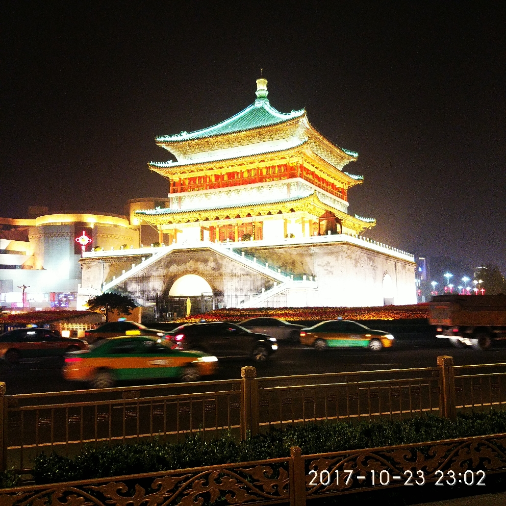 在观望哈密瓜21