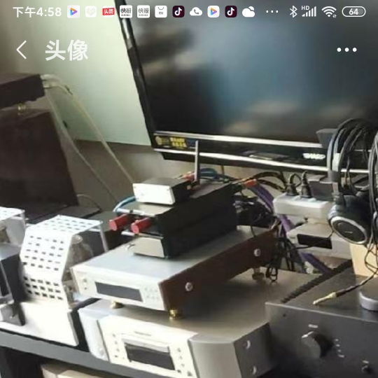 阿明是游泳健将