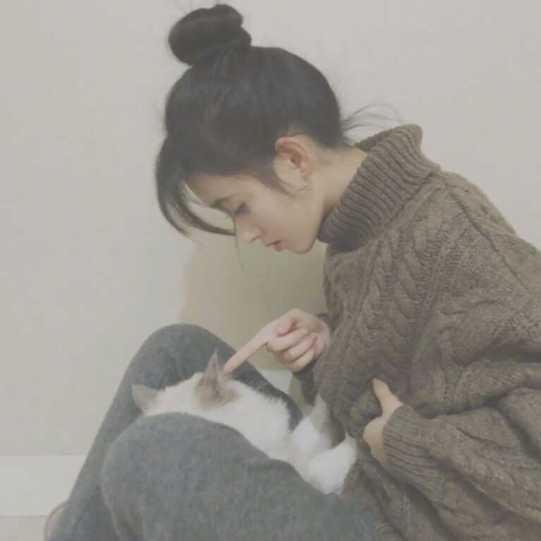 肥咩咩的大兔子