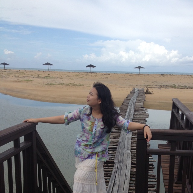 爱吃焦糖布丁的丫头