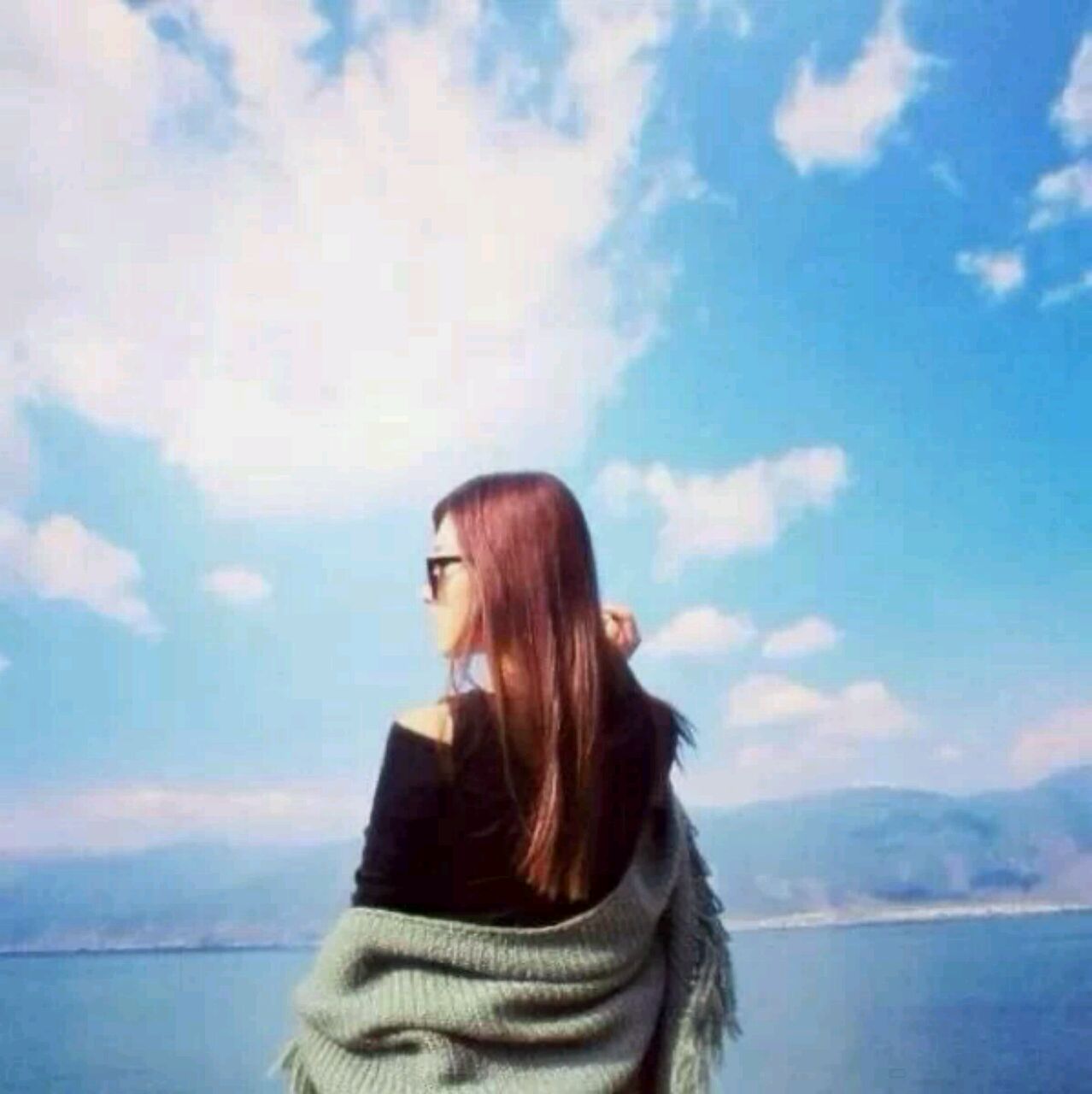 巴黎铁塔下仰望你的笑