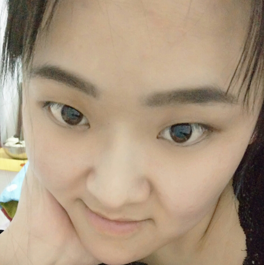 她才没有我独一无二的可爱