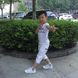 快乐的果果宝贝