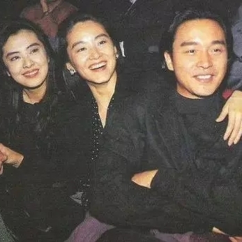 玩泥巴的老哥哥