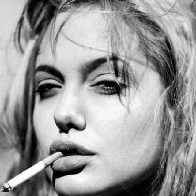 棕黄色的丽兰邴龙